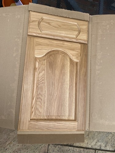 Solid medium oak kitchen - oak, door